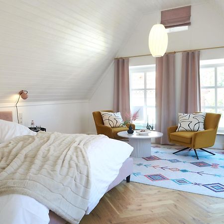 Five Rooms Leer Exterior foto